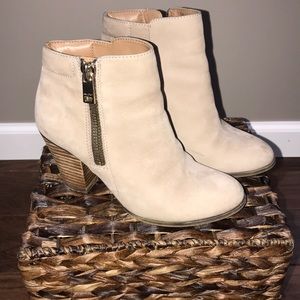 ALDO - tan zipper booties 7.5